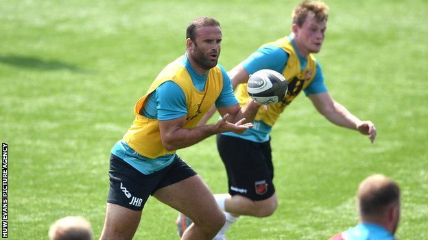 Jamie Roberts officially signed for the Dragons in August 2020