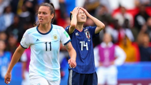 Partido entre Argentina y Japón en la Copa Mundial Femenina de Fútbol 2019