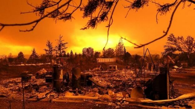 500 கட்டுமானங்கள் இந்த தீயால் அழிக்கப்பட்டுள்ளன.