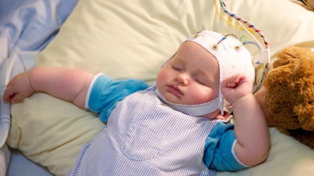 يساعد النوم الأطفال على التحكم في استجاباتهم الشعورية