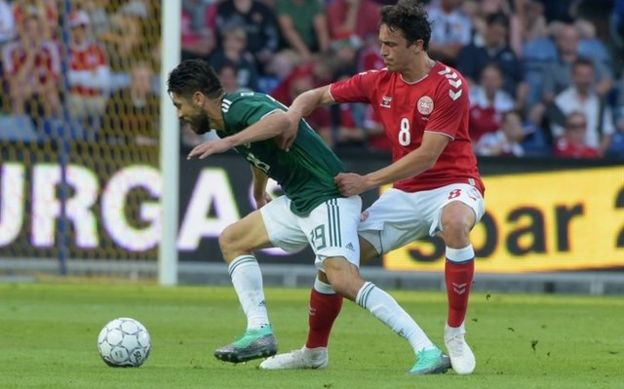 Thomas Delaney en el amistoso con México.