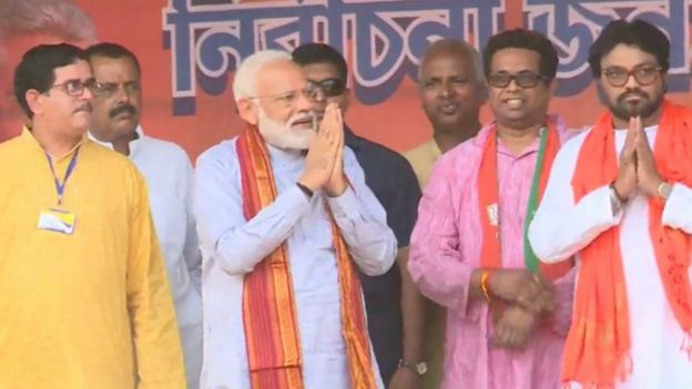 आसनसोल में चुनावी रैली के दौरान प्रधानमंत्री नरेंद्र मोदी
