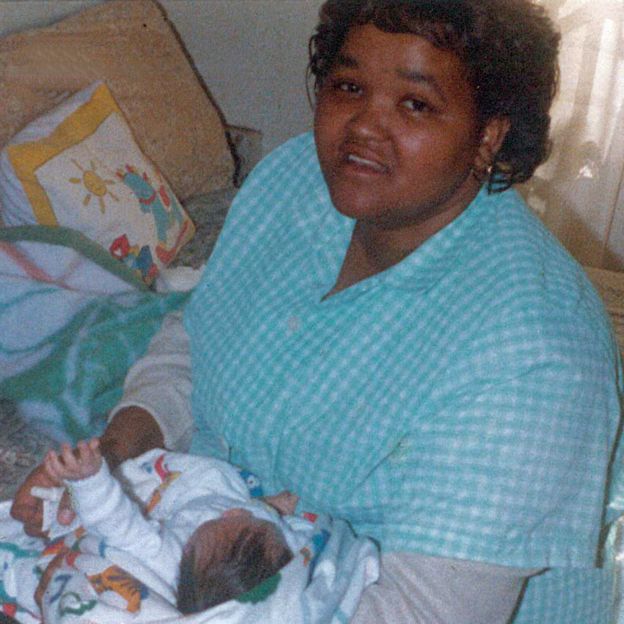 Lavona Solomon with newborn, Miché