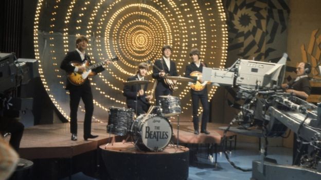 Beatles em apresentação na BBC em 1966