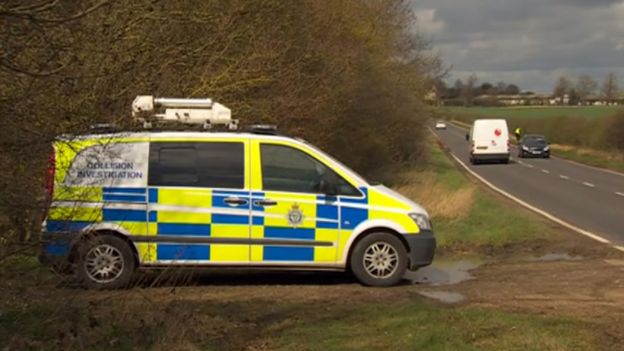 lincolnshire news car crash bbc