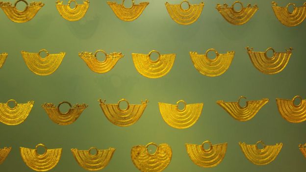 Adornos de oro zenú en el Museo de Oro de Colombia