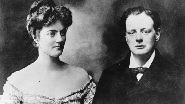 Winston Churchill y Clementine Hozier en 1908.