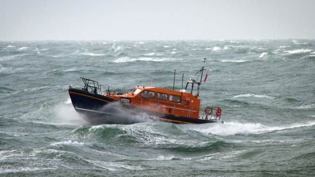 RNLI lifeboat changes for Pwllheli, Barmouth and New Quay - BBC News