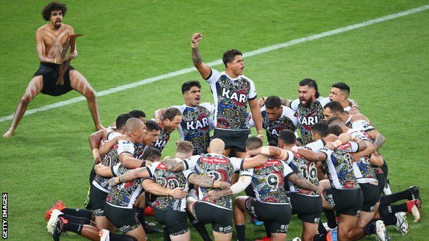 James Roberts leads the Indigenous team's war cry before the 2019 All Stars match