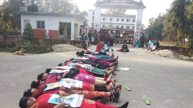 à¤¨à¤¿à¤°à¥à¤®à¤²à¤¾