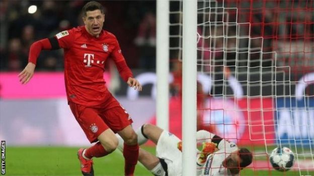 Mshambuliaji wa Bayern Munich na Poland Robert Lewandowsk