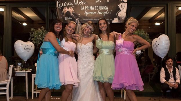Laura Mesi and her bridesmaids