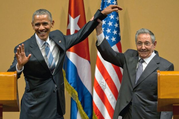 Obama con Raúl Castro