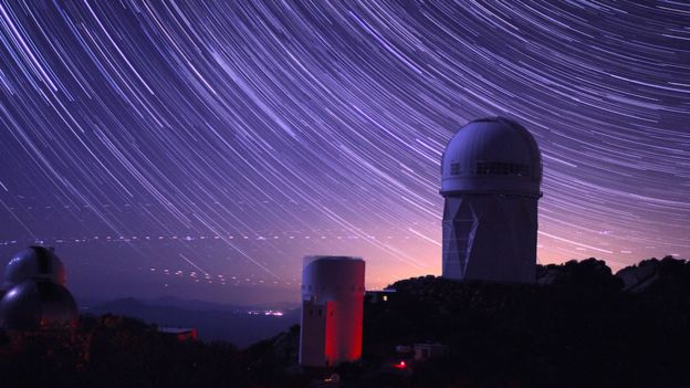 O Instrumento Espectroscópico de Energia Escura (Desi, na sigla em inglês) está localizado na cúpula do telescópio Mayall, no Kitt Peak Observatory, no Arizona (EUA)