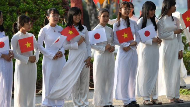 Nữ sinh Việt Nam