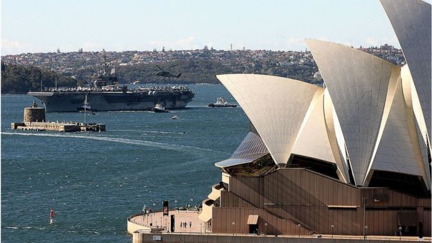 The US Kittyhawk arrives in Sydney Harbour in 2007