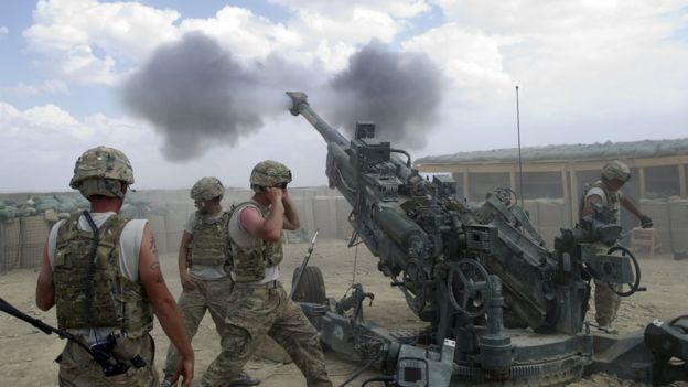 آمریکا از ۲۰۰۱ به این طرف در افغانستان درگیر جنگ با شورشیان طالبان است