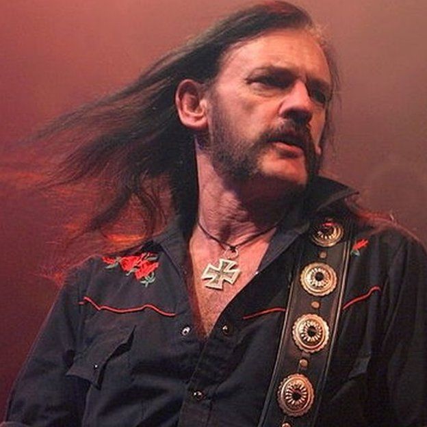 Obituary: Lemmy, Motorhead frontman - BBC News