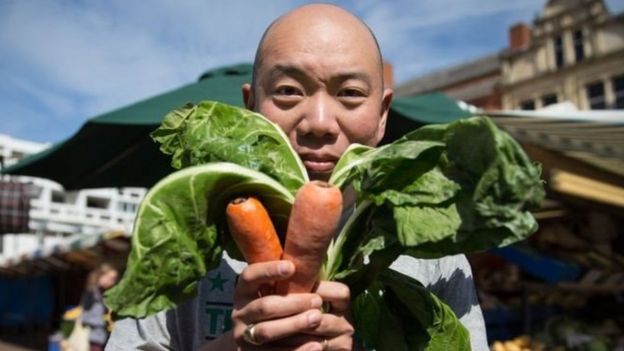 மருத்துவர் கில்ஸ் இயோ