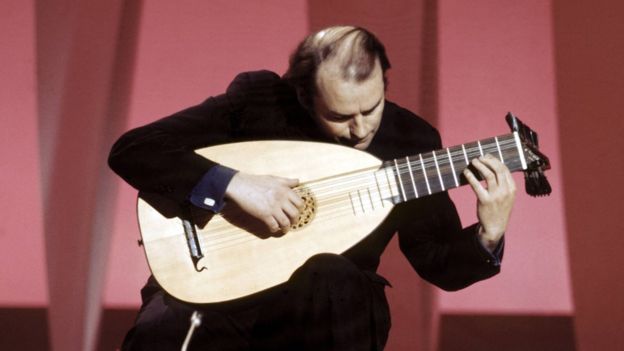 Julian Bream with a lute