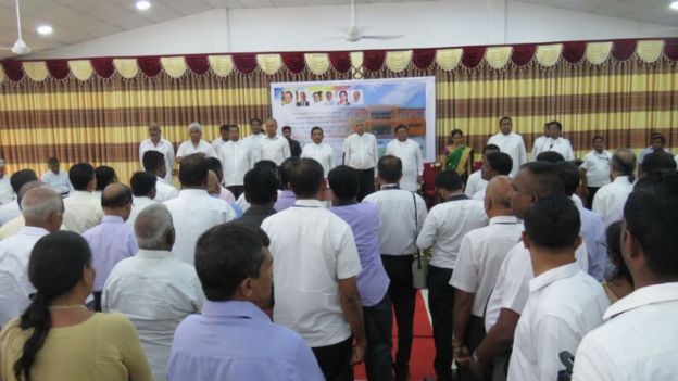 கிழக்கு மாகாண மக்கள் பிரச்சனையின் தீர்வுக்கு அரசு முயற்சி - ரணில்