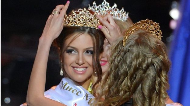 முன்னாள் மாடல் ஓக்சானா வியோவொடினா