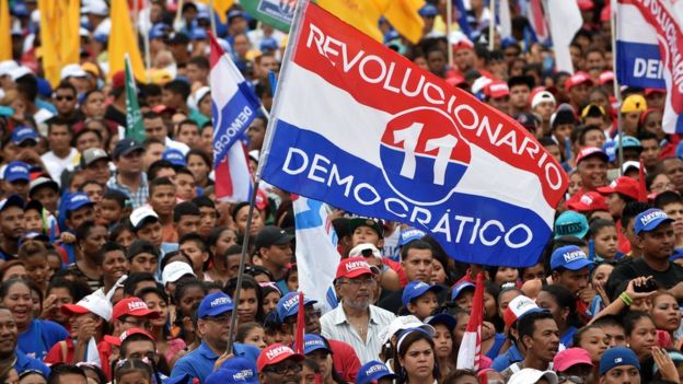 Manifestación a favor del PRD en Panamá.