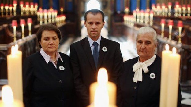from L to R: The President of the Women of Podrinja Association Shura Sinanovic,, survivor Nedzad Avdic, and Munira Subasic the President of the Mothers of Srebrenica Association