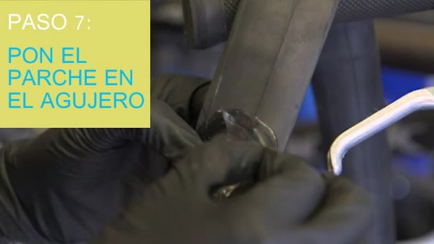 paso 7: pon el parche en el agujero