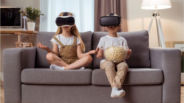 Children with VR goggles