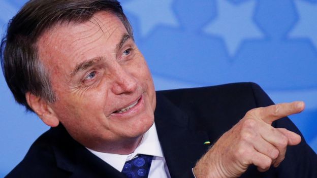 Jair Bolsonaro sorrindo