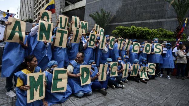 Venezolanos manifestÃ¡ndose por la falta de alimentos