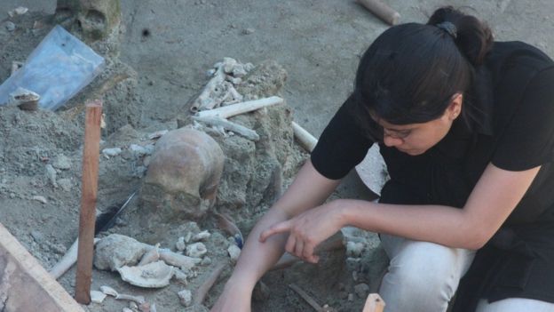 கண்டு பிடிக்கப்படும் மனித எச்சங்கள்