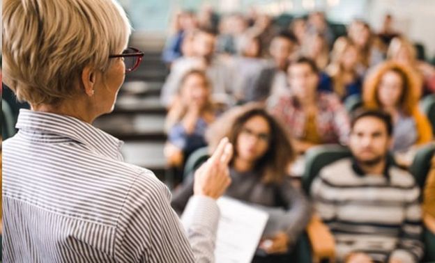 Üniversitede verilen bir ders