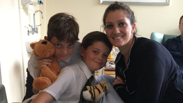 Carly in hospital with her sons Ronnie and Harry