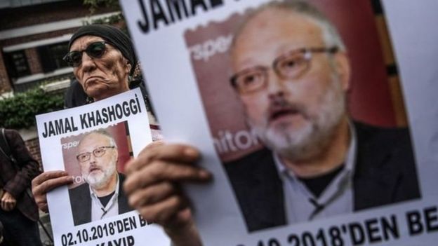 Демонстрация у здания консульства Саудовской Аравии в Стамбуле Демонстрация у здания консульства Саудовской Аравии в Стамбуле