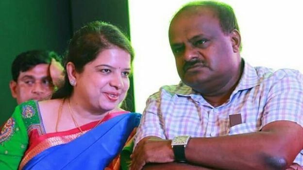 குமாரசாமியின் மனைவி அனிதா வெற்றி