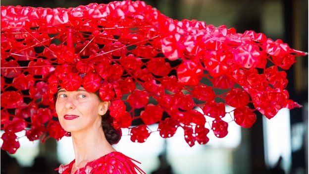 Royal Ascot Ladies' Day 2021: Masks and millinery - BBC News