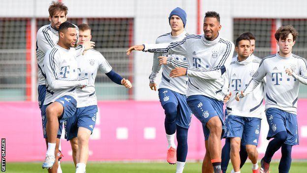 Bayern Munich And Borussia Dortmund Stars To Take Pay Cut During The Coronavirus Crisis Bbc Sport