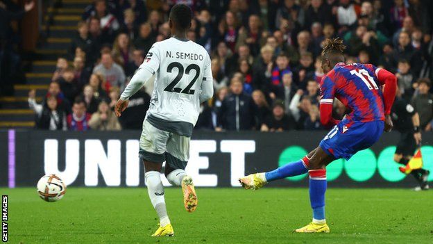 Crystal Palace 2-1 Wolves: Wilfried Zaha winner helps Eagles come from  behind for victory - BBC Sport