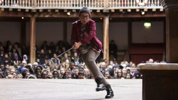 Molly Logan interpreta a Viola en 
