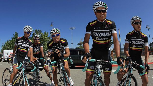 Colombia Coldeportes fue el primer equipo colombiano en participar en una gran vuelta en más de dos décadas.