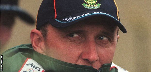 Allan Donald looks pensive during 1999 World Cup