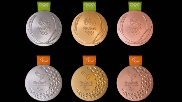 Medallas de los juegos paralímpicos.