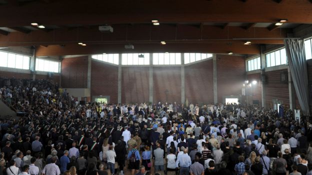 Polideportivo donde tuvo lugar el funeral