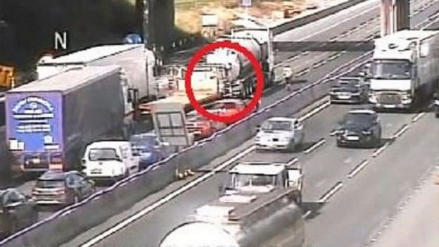 Beautiful M6 Crash In Cheshire Closed In Both Directions After Crash Picture Art Beautiful M6 Crash In Cheshire Closed In Both Directions After Crash Picture Art