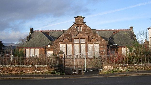 Wallace Hall Primary