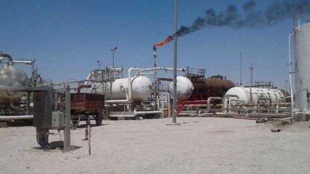 تاسیسات نفتی