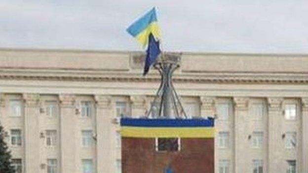 Ukrainian flags have been raised at the regional administration building in Kherson.