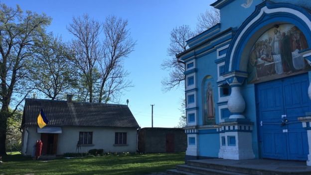 Сторожка возле опечатанного храма, в которой служат прихожане Киевского патриархата